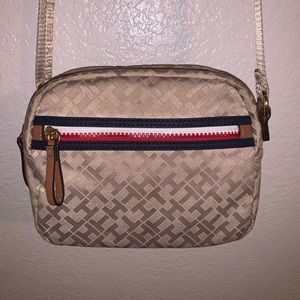 Tommy Hilfiger tan crossbody handbag